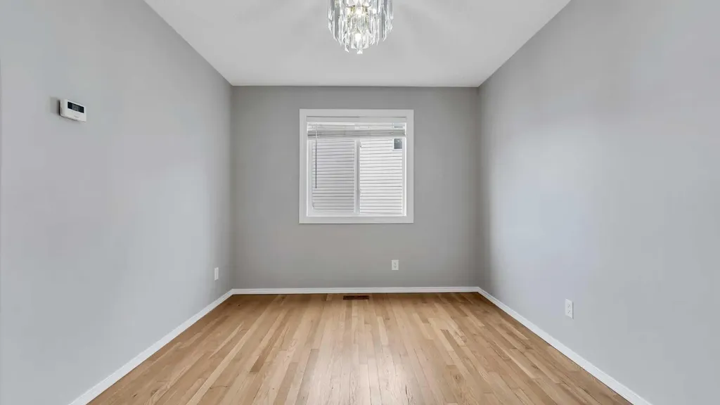 187 Coral Springs Circle NE Calgary AB T3J 3P6