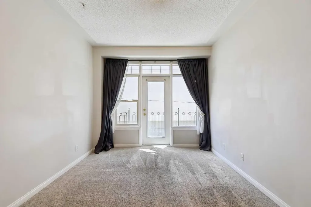 923 15 Avenue SW Calgary AB T2R 0S2