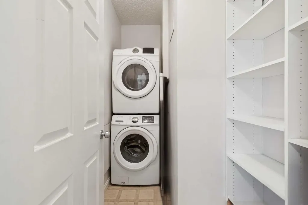 923 15 Avenue SW Calgary AB T2R 0S2