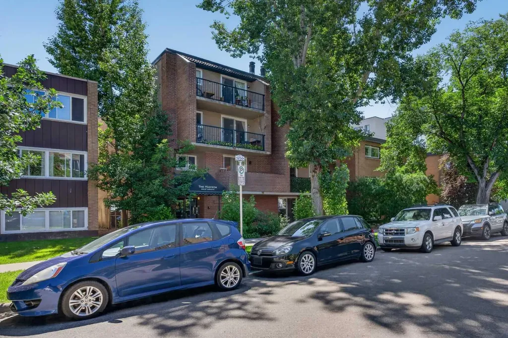 329 19 Avenue SW Calgary AB T2S 0E1