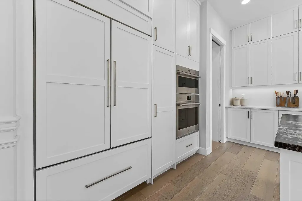 125 Hampstead Mews NW Calgary AB T3A 2Z5