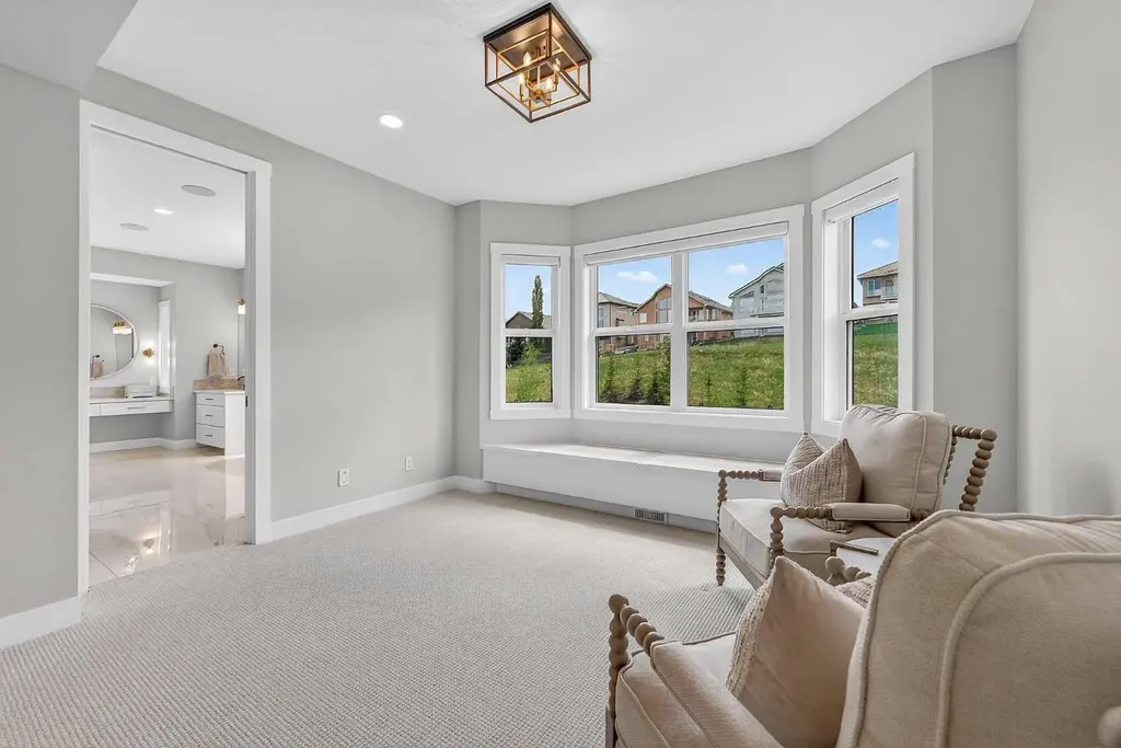 125 Hampstead Mews NW Calgary AB T3A 2Z5