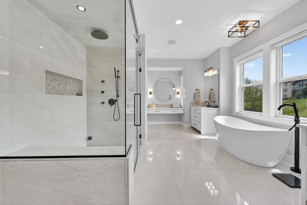 125 Hampstead Mews NW Calgary AB T3A 2Z5
