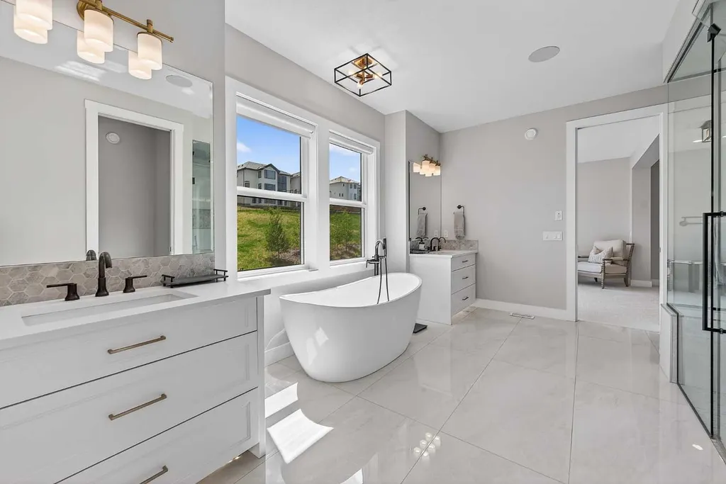 125 Hampstead Mews NW Calgary AB T3A 2Z5