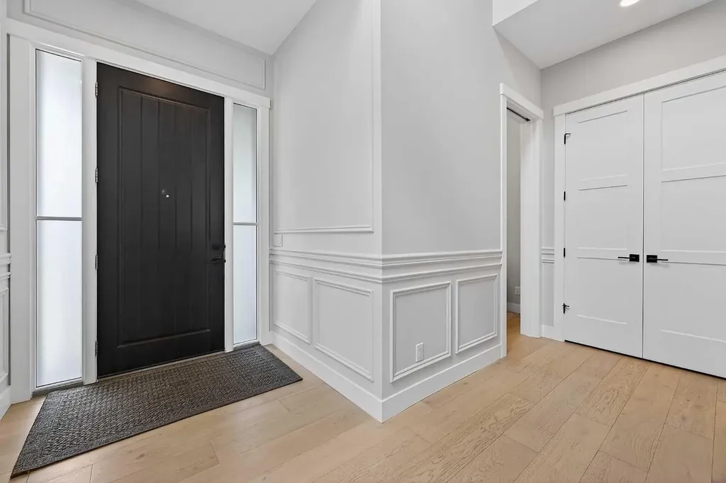 125 Hampstead Mews NW Calgary AB T3A 2Z5