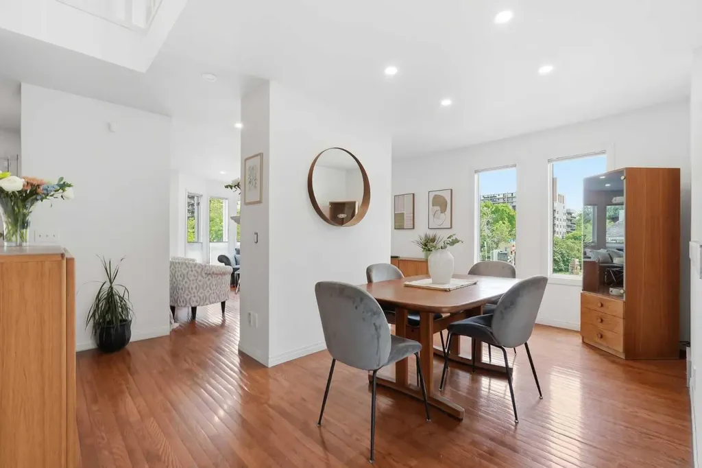 1321 10 Street SW Calgary AB T2R 1P7