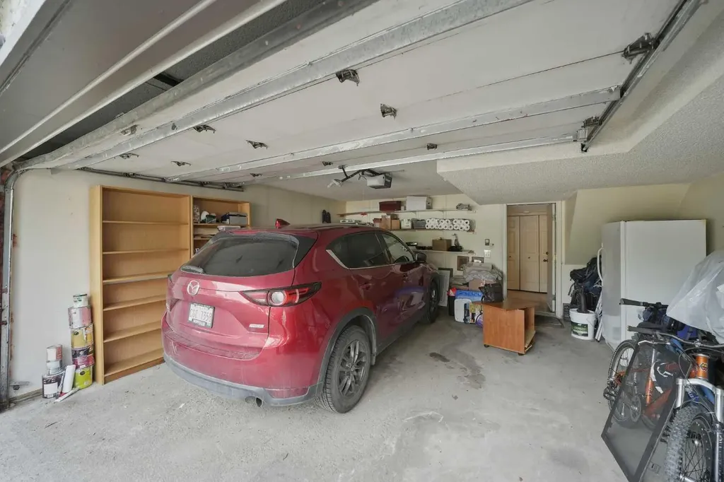1321 10 Street SW Calgary AB T2R 1P7