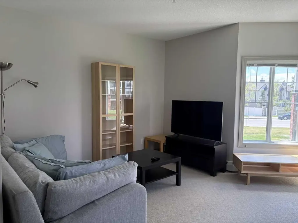 70 Royal Oak Plaza NW Calgary AB T3G0C1