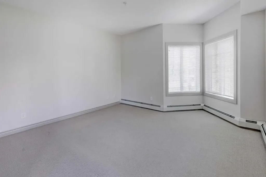 70 Royal Oak Plaza NW Calgary AB T3G0C1