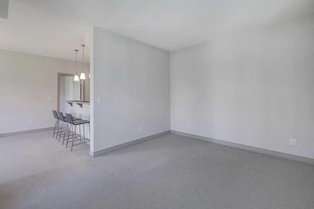 70 Royal Oak Plaza NW Calgary AB T3G0C1