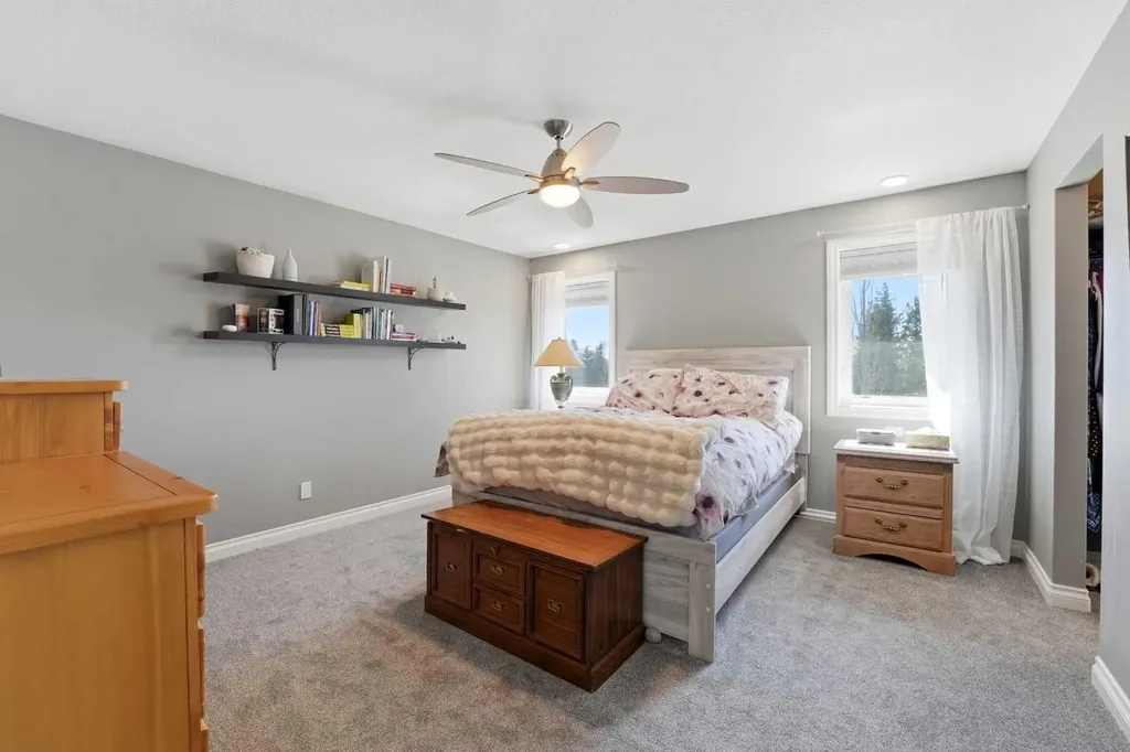47 Thompson Crescent Red Deer AB T4P0R9