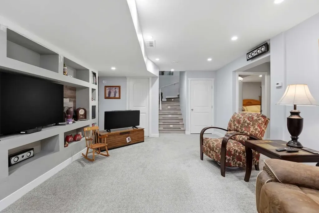 47 Thompson Crescent Red Deer AB T4P0R9