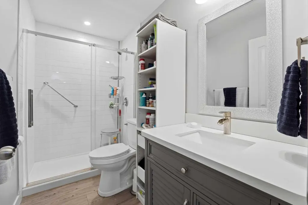 47 Thompson Crescent Red Deer AB T4P0R9