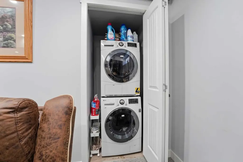 47 Thompson Crescent Red Deer AB T4P0R9