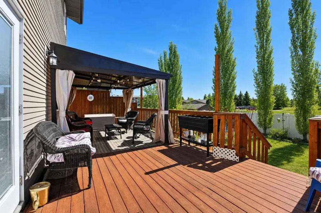 47 Thompson Crescent Red Deer AB T4P0R9