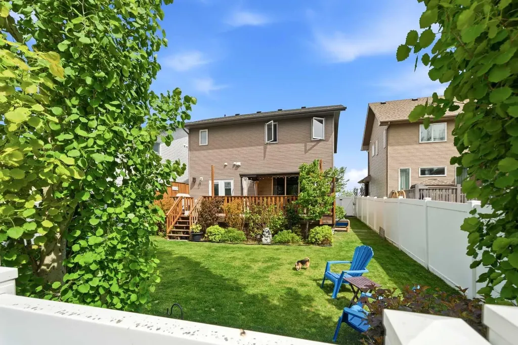 47 Thompson Crescent Red Deer AB T4P0R9