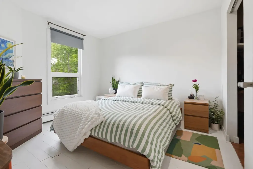 616 24 Avenue SW Calgary AB T2K 0K6