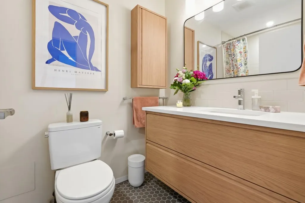 616 24 Avenue SW Calgary AB T2K 0K6