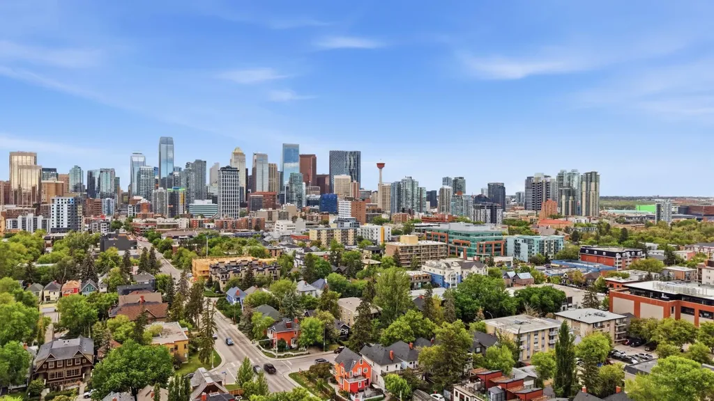 616 24 Avenue SW Calgary AB T2K 0K6
