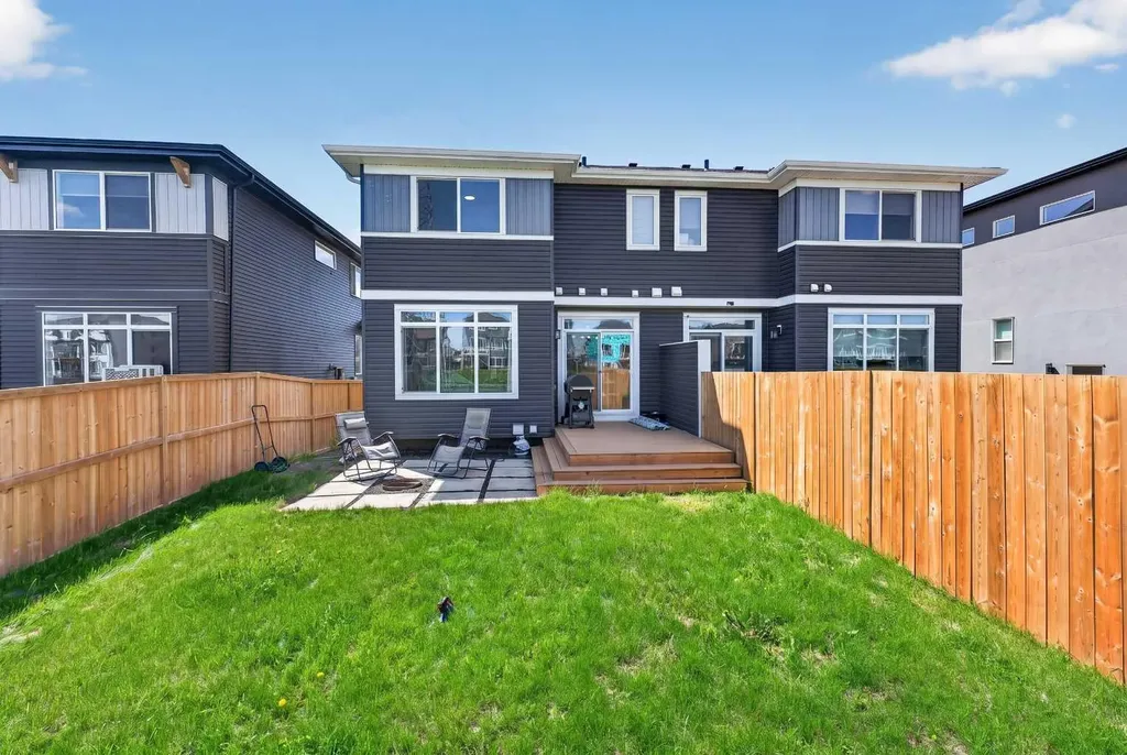 50 Waterford Road Chestermere AB T1X 2M7