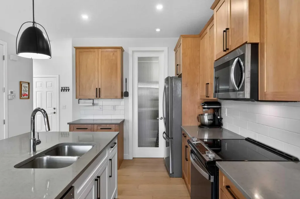 50 Waterford Road Chestermere AB T1X 2M7