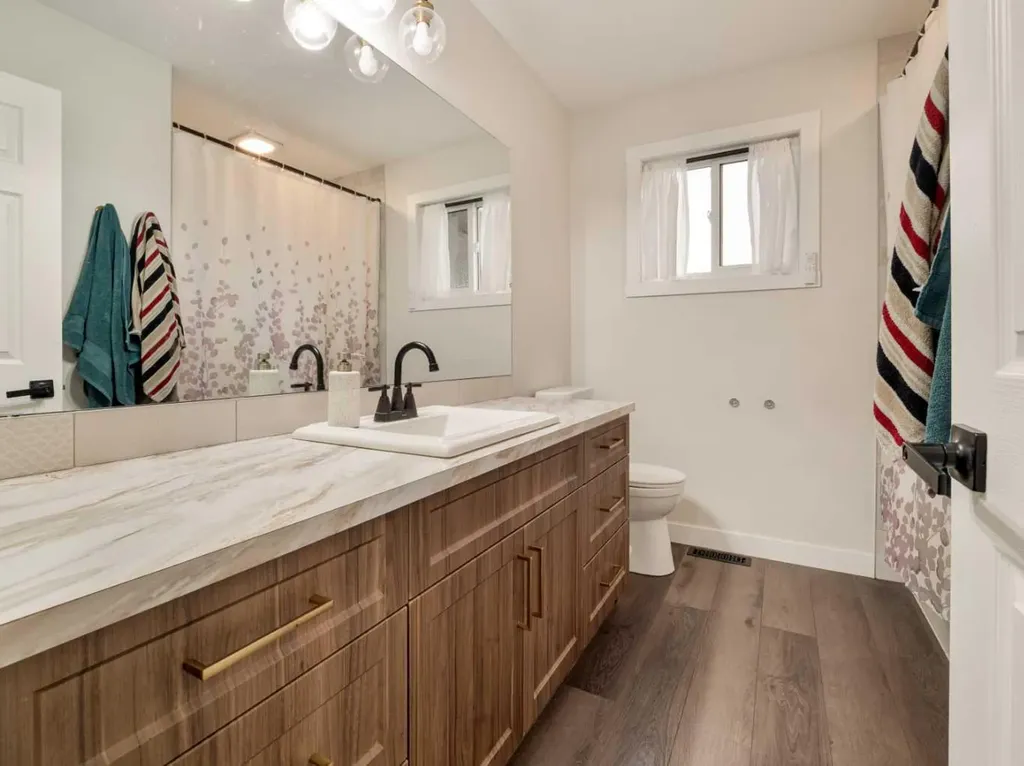 5408 45 Street Taber AB T1G 1G7