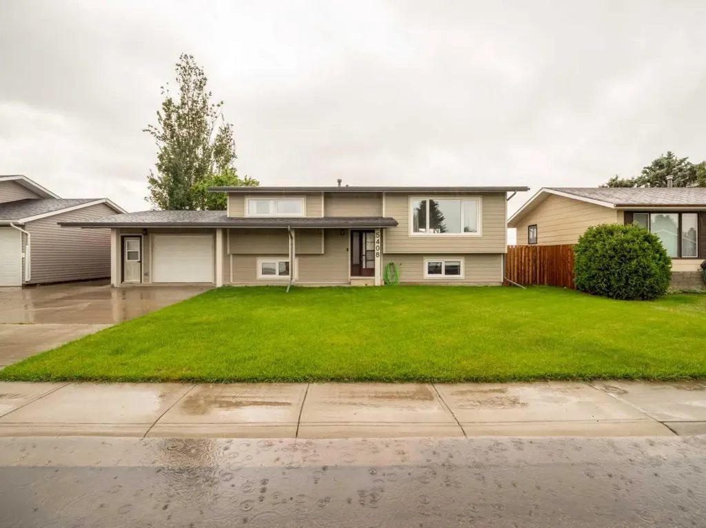 5408 45 Street Taber AB T1G 1G7