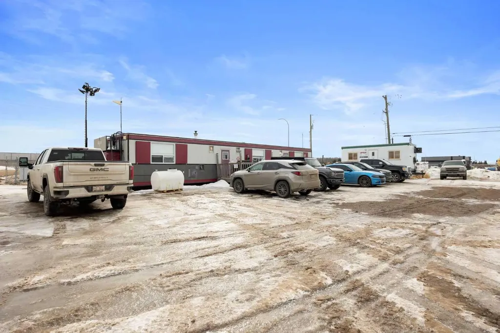 241 Royer Way Fort Mcmurray AB T9H0E1