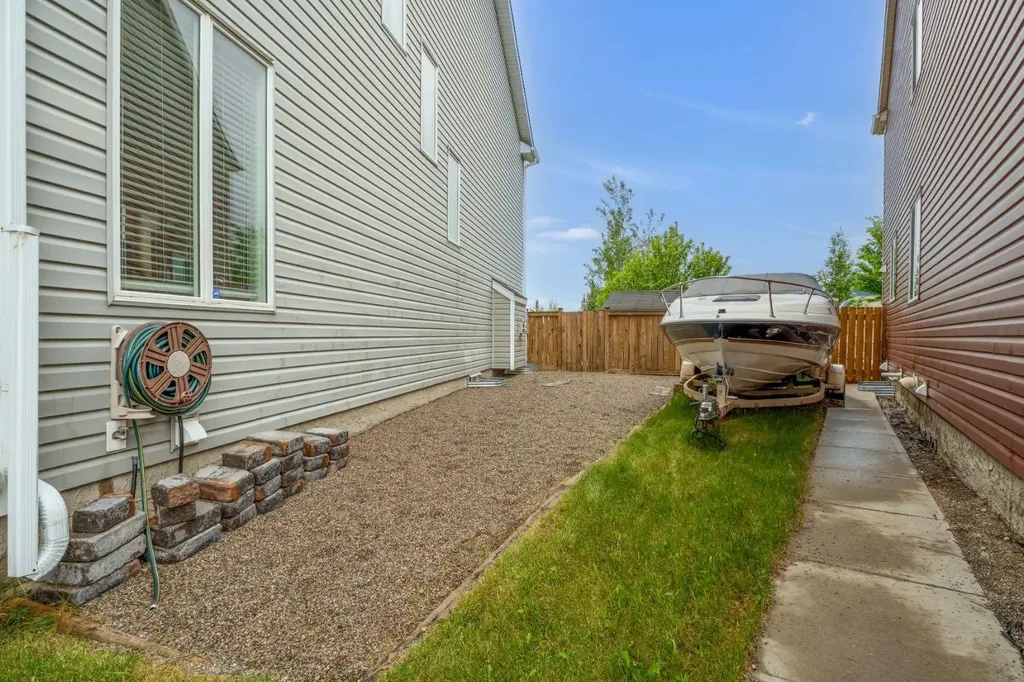 1312 Windstone Road SW Airdrie AB T4B 0N5