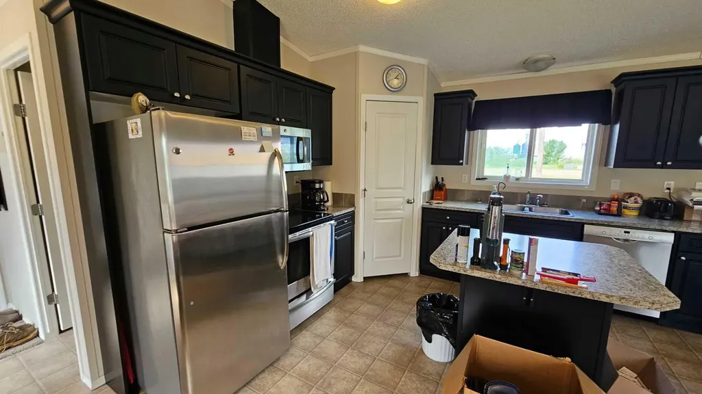 5016 49 Street Lougheed AB T0B2V0