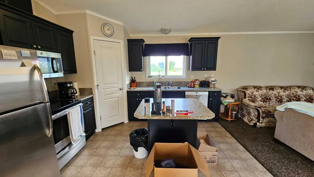 5016 49 Street Lougheed AB T0B2V0