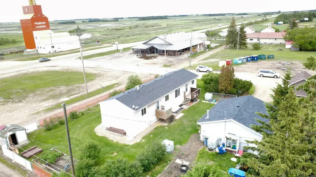 5016 49 Street Lougheed AB T0B2V0