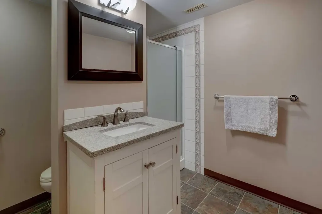 321 Gleneagles View Cochrane AB T4C 1P4