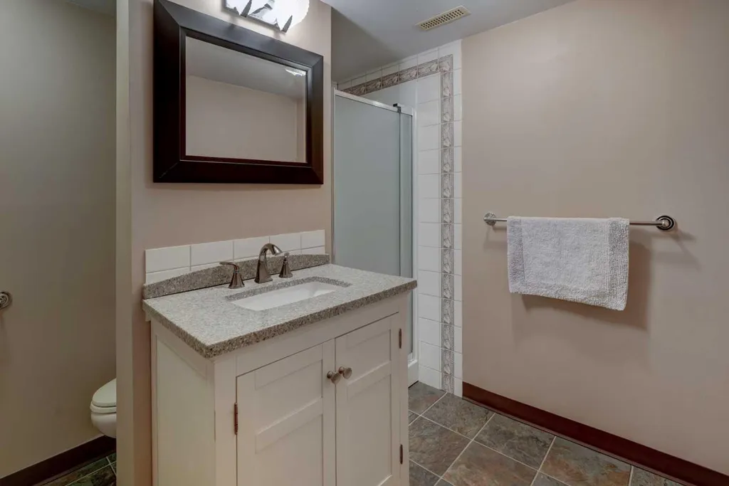 321 Gleneagles View Cochrane AB T4C 1P4