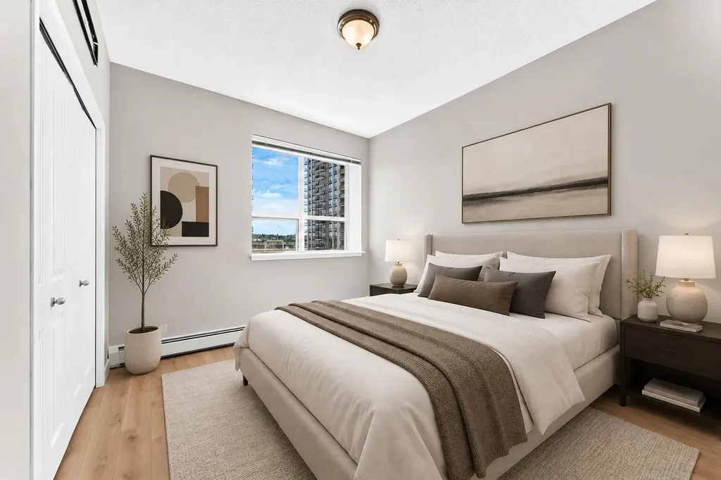 1053 10 Street SW Calgary AB T2R 1S6