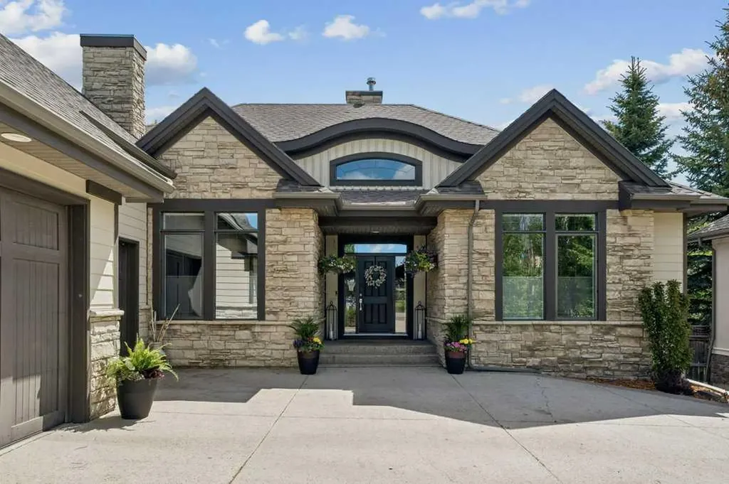 55 Wentwillow Lane SW Calgary AB T3H 5W7