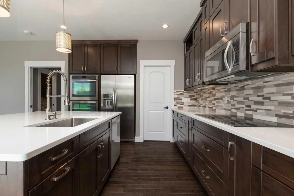 788 Canyonview Close W Lethbridge AB T1K5R9