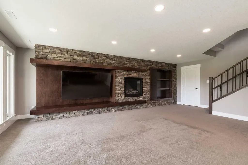 788 Canyonview Close W Lethbridge AB T1K5R9