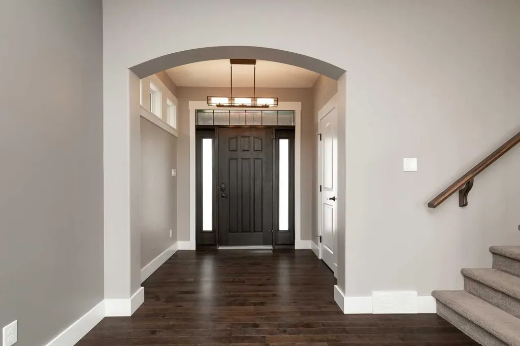 788 Canyonview Close W Lethbridge AB T1K5R9
