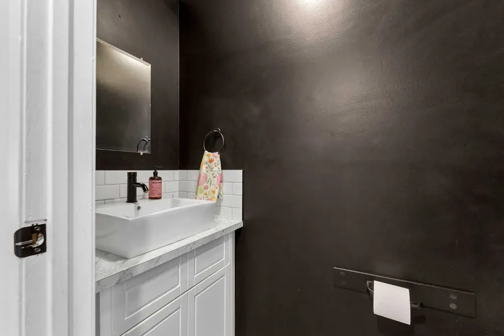 65 South Ridge Crescent SW Medicine Hat AB T1B 2P2