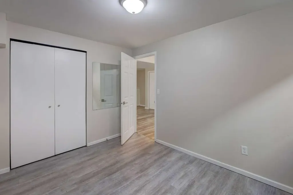 7 Canoe Close Airdrie AB T4B 2N3