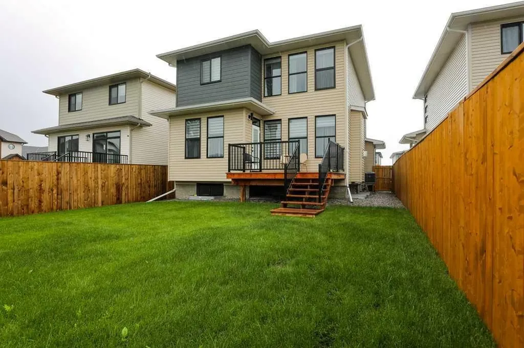 4529 31 Avenue S Lethbridge AB T1K 8J8