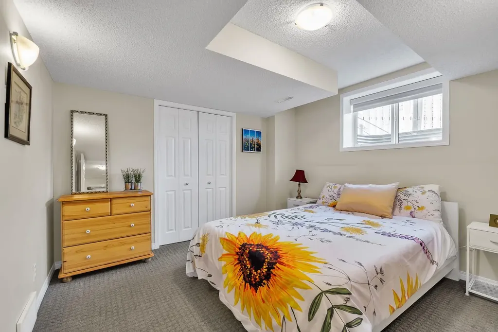 151 Hawkmere View Chestermere AB T1X 1T8