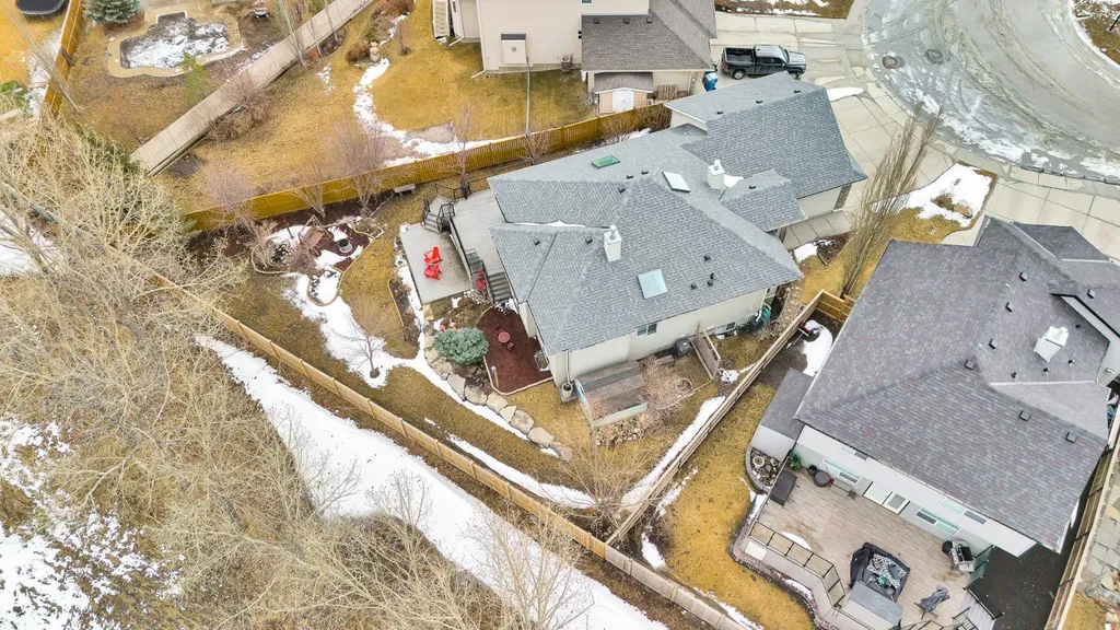 151 Hawkmere View Chestermere AB T1X 1T8