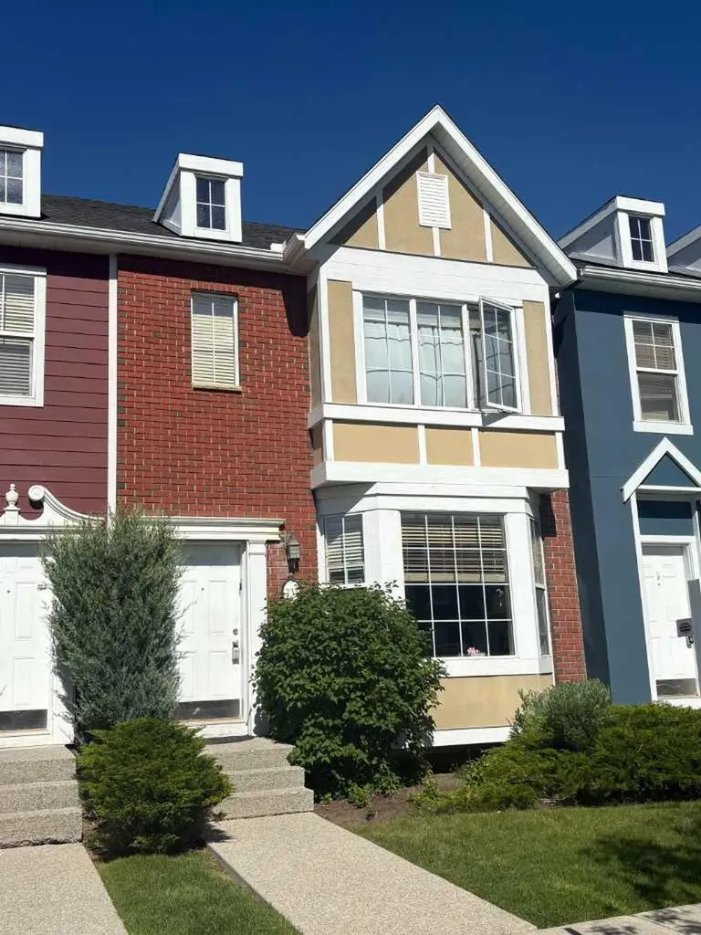 233 Rainbow Falls Drive Chestermere AB T1X 0B1