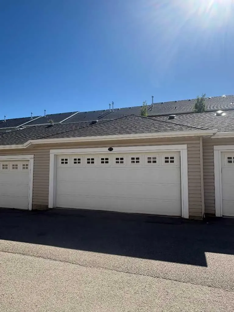 233 Rainbow Falls Drive Chestermere AB T1X 0B1