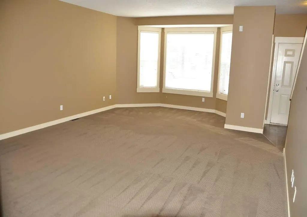 233 Rainbow Falls Drive Chestermere AB T1X 0B1