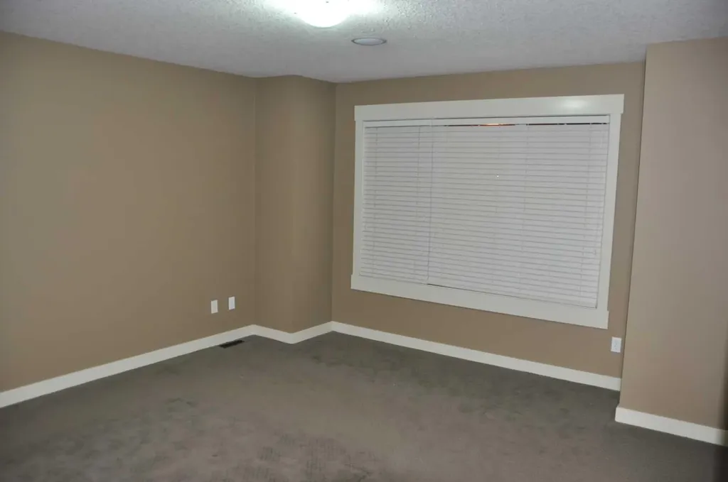 233 Rainbow Falls Drive Chestermere AB T1X 0B1