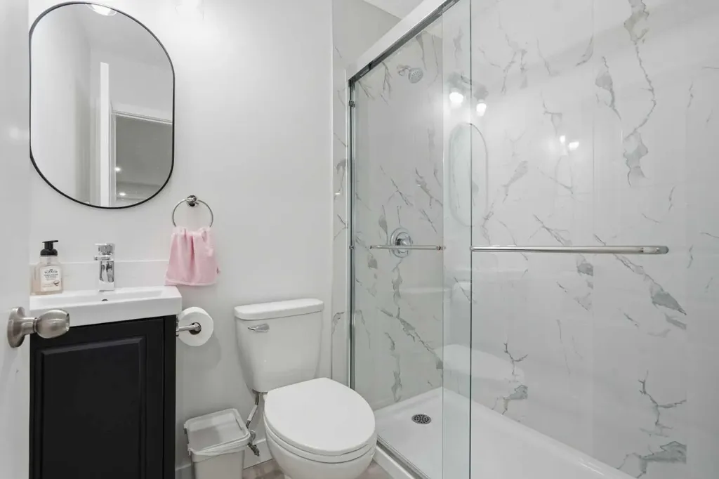 37 Nolanhurst Crescent NW Calgary AB T3R 0Z3