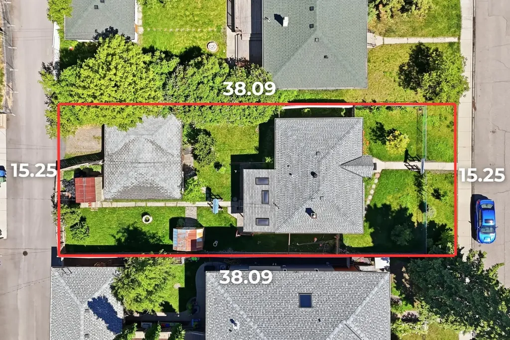 3007 27 Street SW Calgary AB t3E 2k9